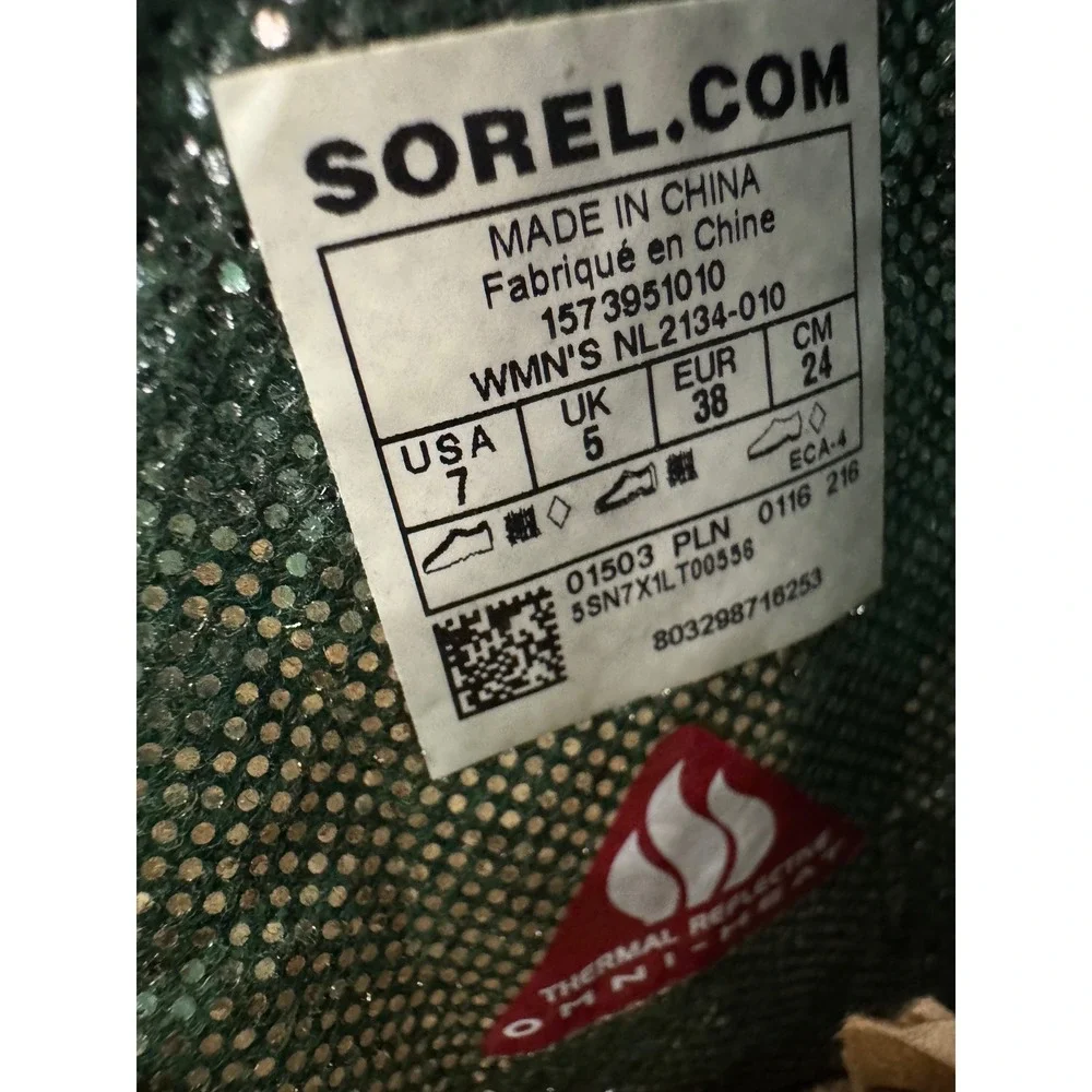 Sorel Snowlion🖤 XT Boots Women 7 Black Waterproof Omni-Heat Extreme Cold NL2134